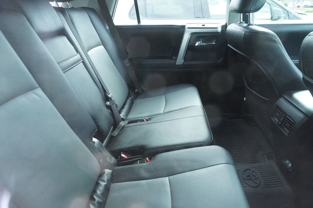 Used 2021 Toyota 4Runner SR5 Premium w/ Moonroof Package image 7