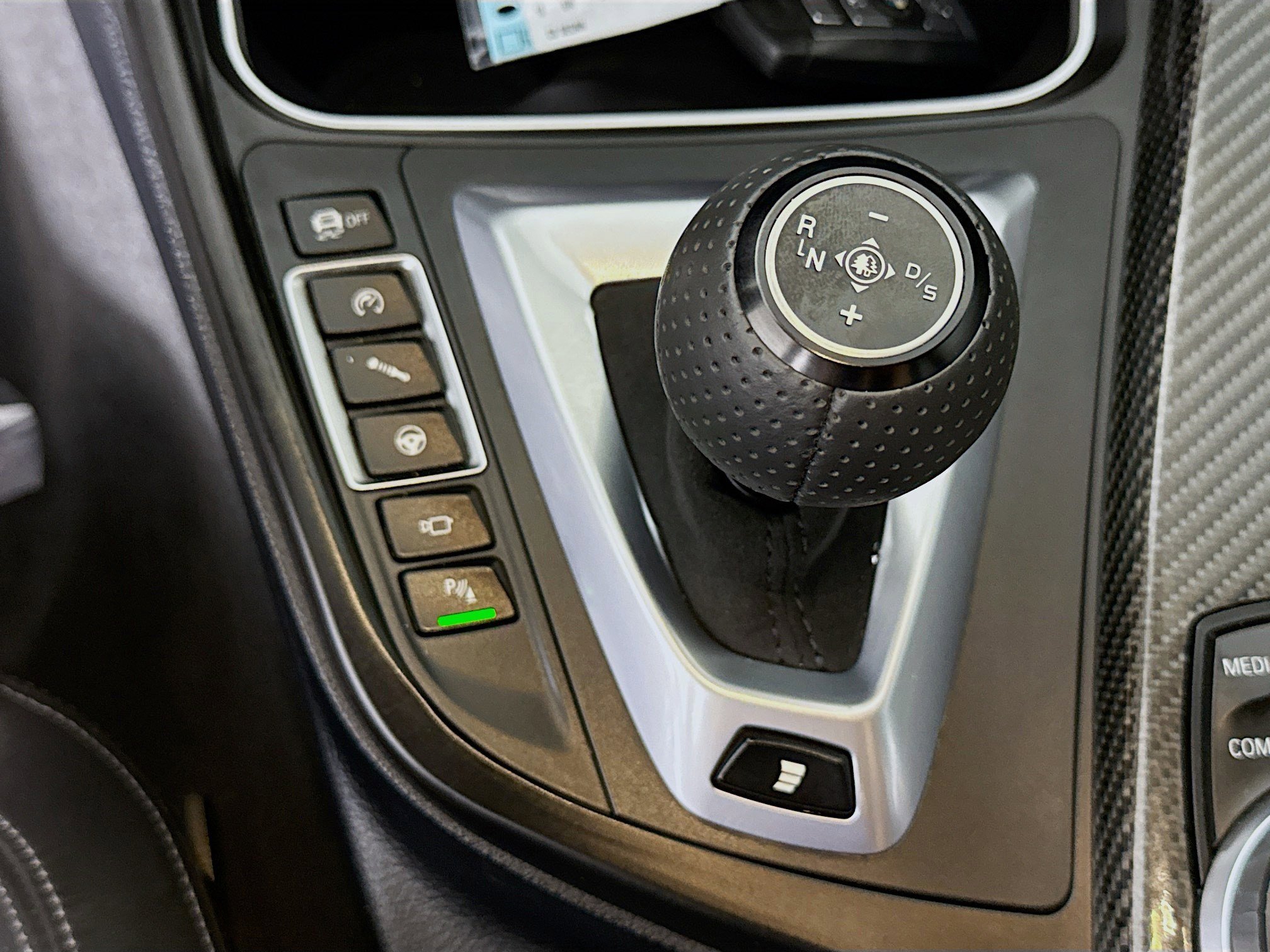 Used 2018 BMW M3 image 20