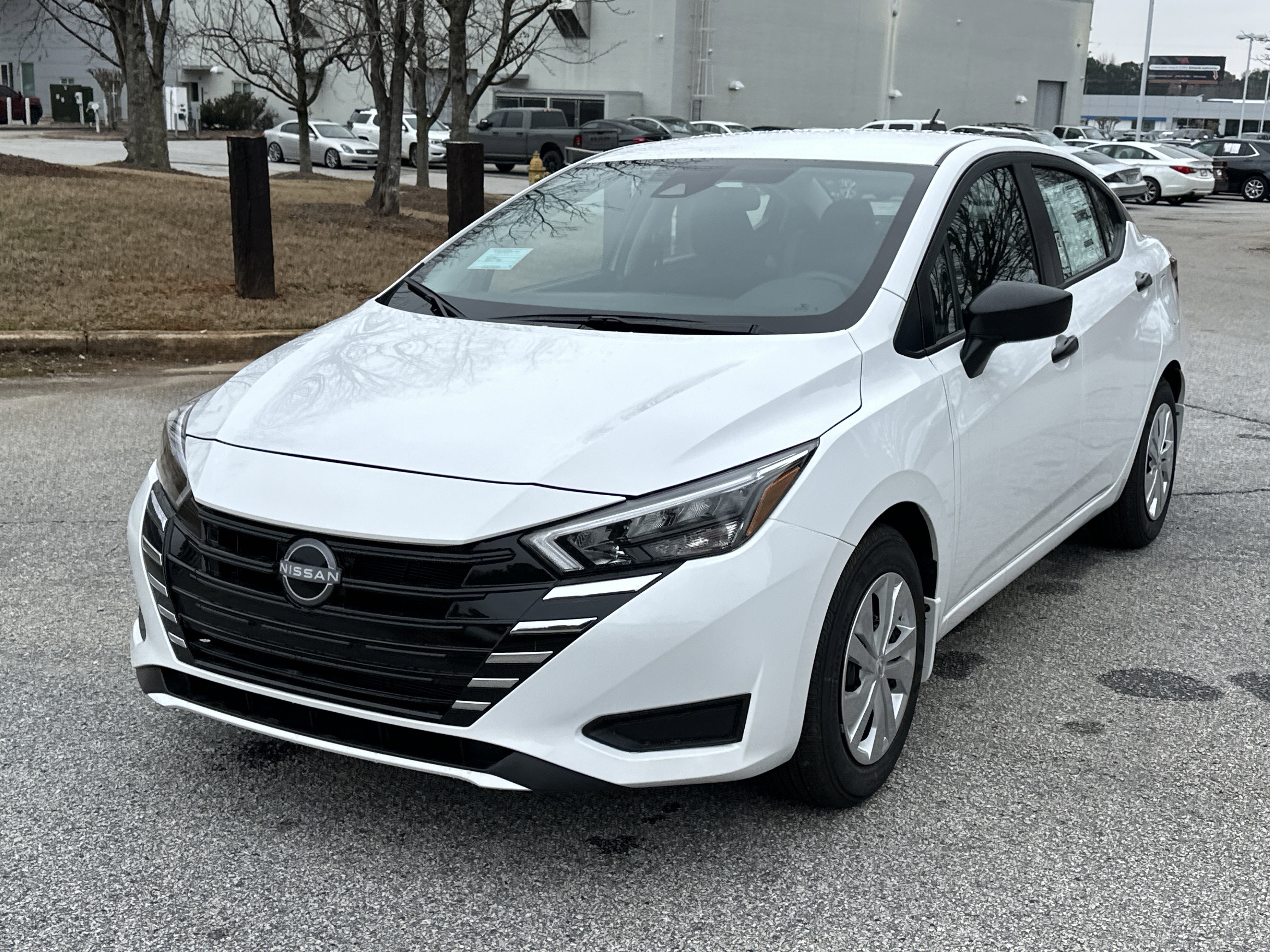 New 2025 Nissan Versa S w/ Trunk Package