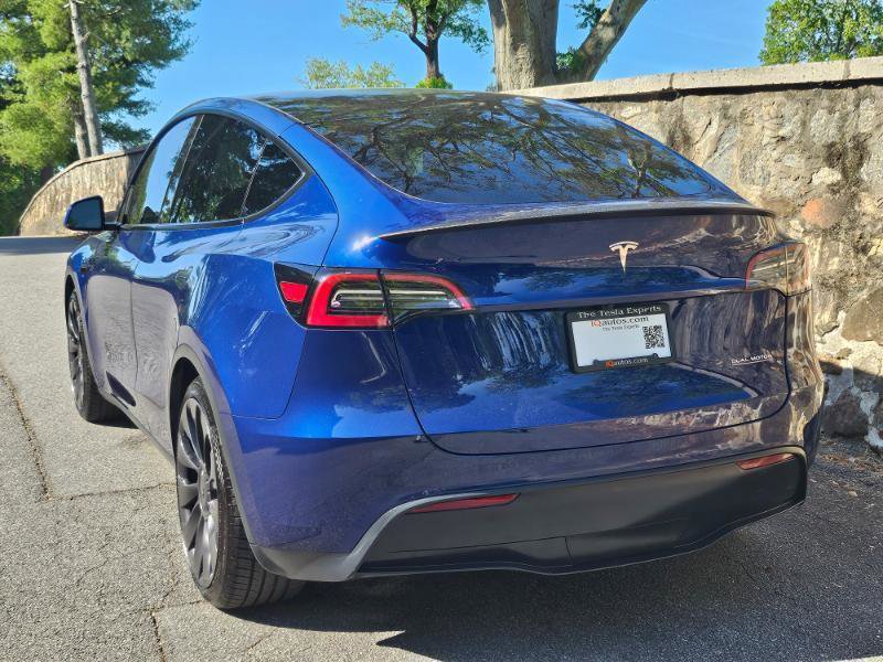 Used 2023 Tesla Model Y Performance AWD/4WD image 13