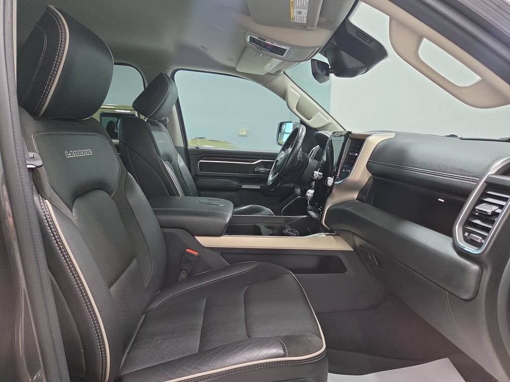 Used 2022 RAM 1500 Laramie AWD/4WD image 16