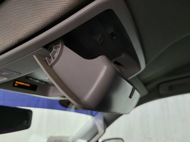 Used 2018 Chevrolet Silverado 1500 LT w/ Texas Edition image 38