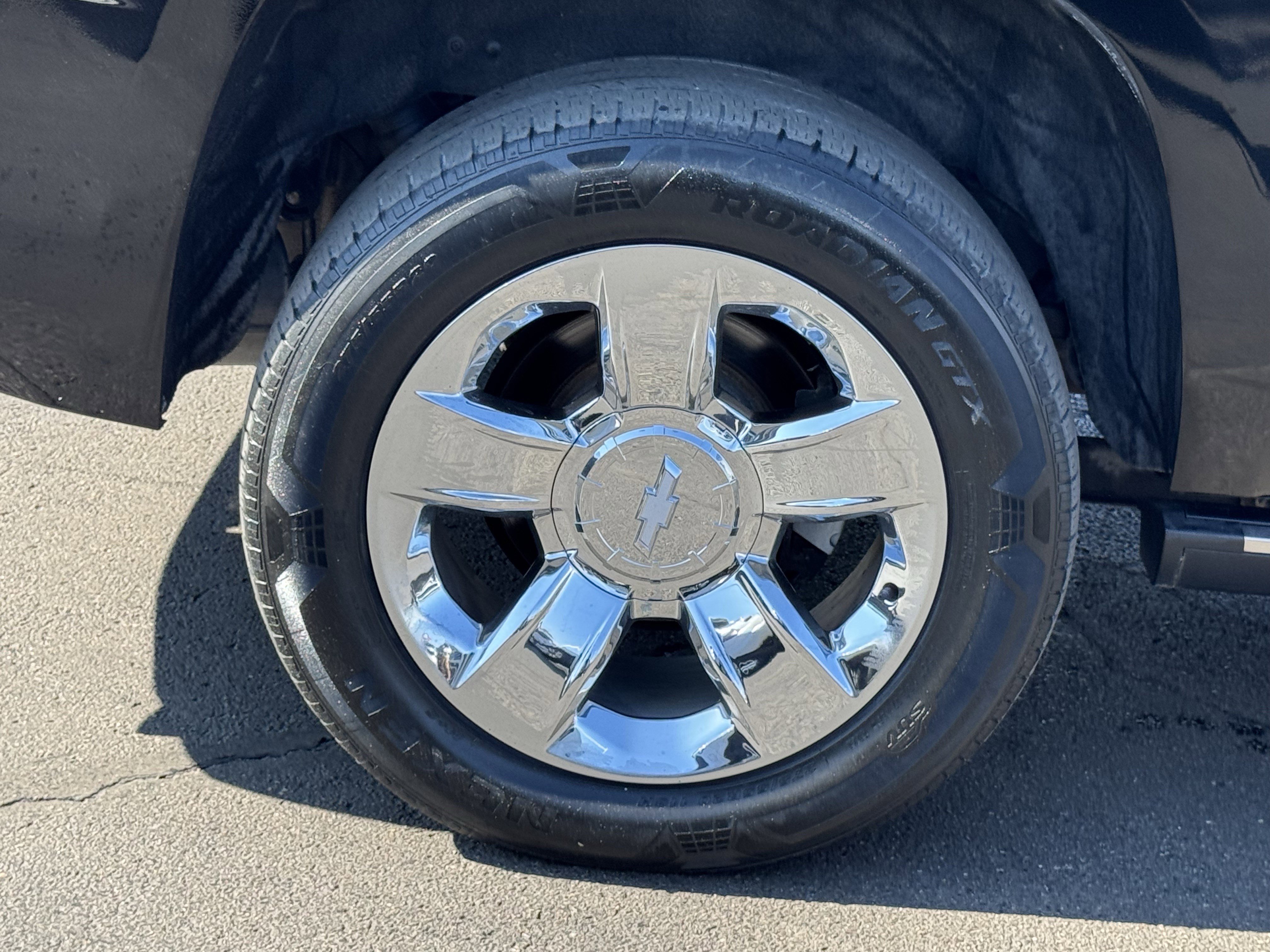 Used 2015 Chevrolet Tahoe LTZ image 18