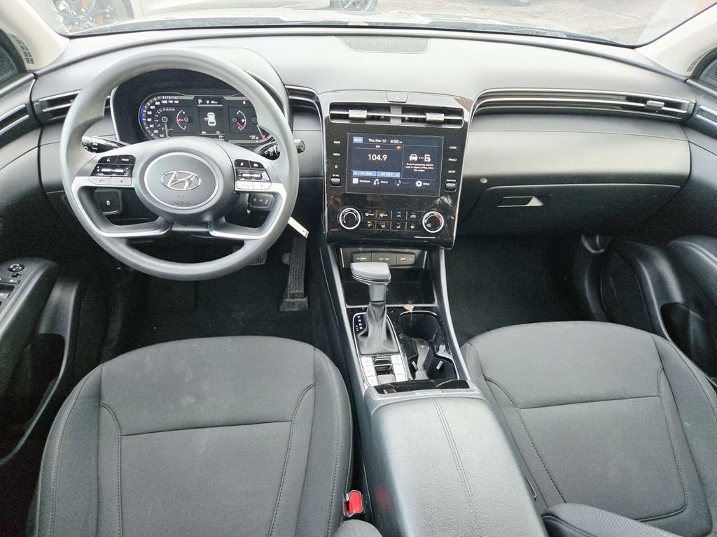 Used 2023 Hyundai Tucson SE image 9