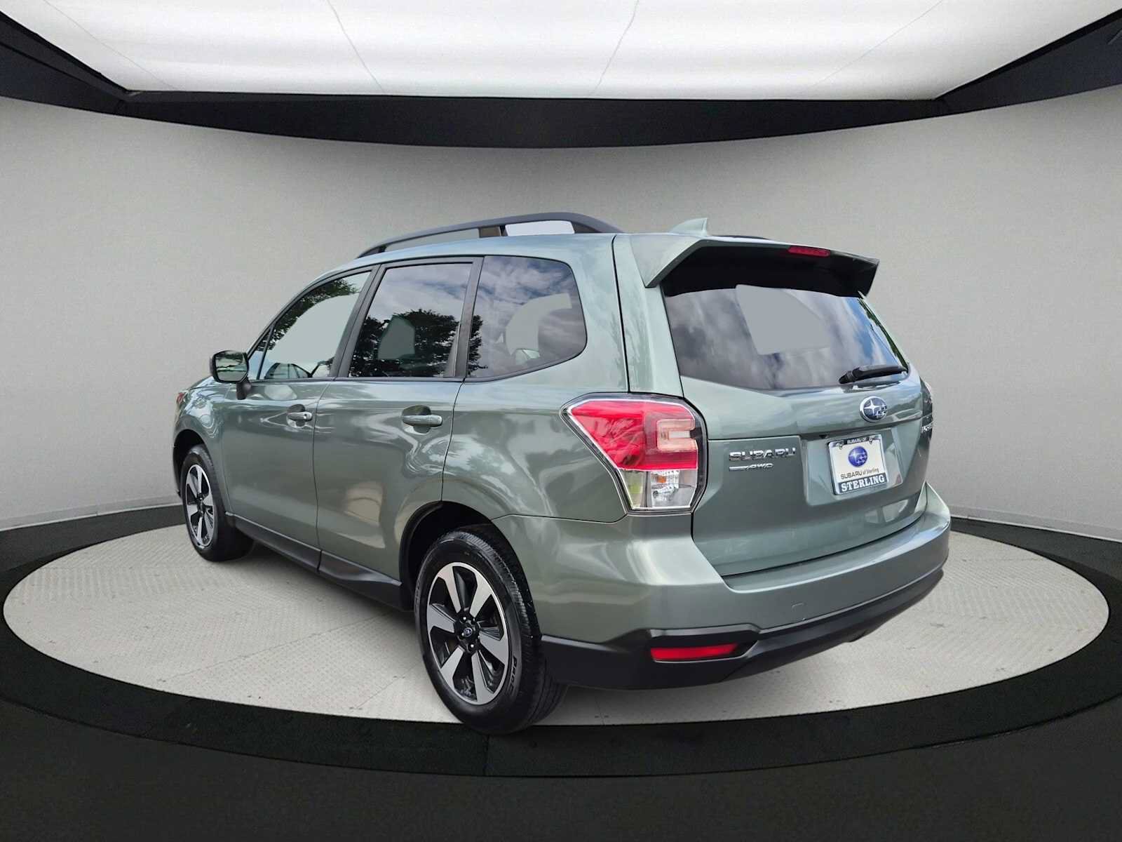 Used 2018 Subaru Forester 2.5i Premium w/ All-Weather Package AWD/4WD image 6
