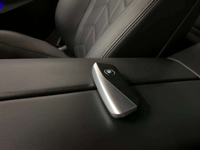 Used 2025 BMW i5 eDrive40i RWD image 90