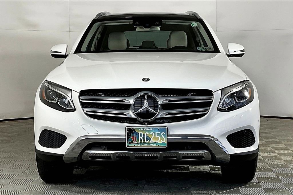 Used 2018 Mercedes-Benz GLC 300 4MATIC image 2