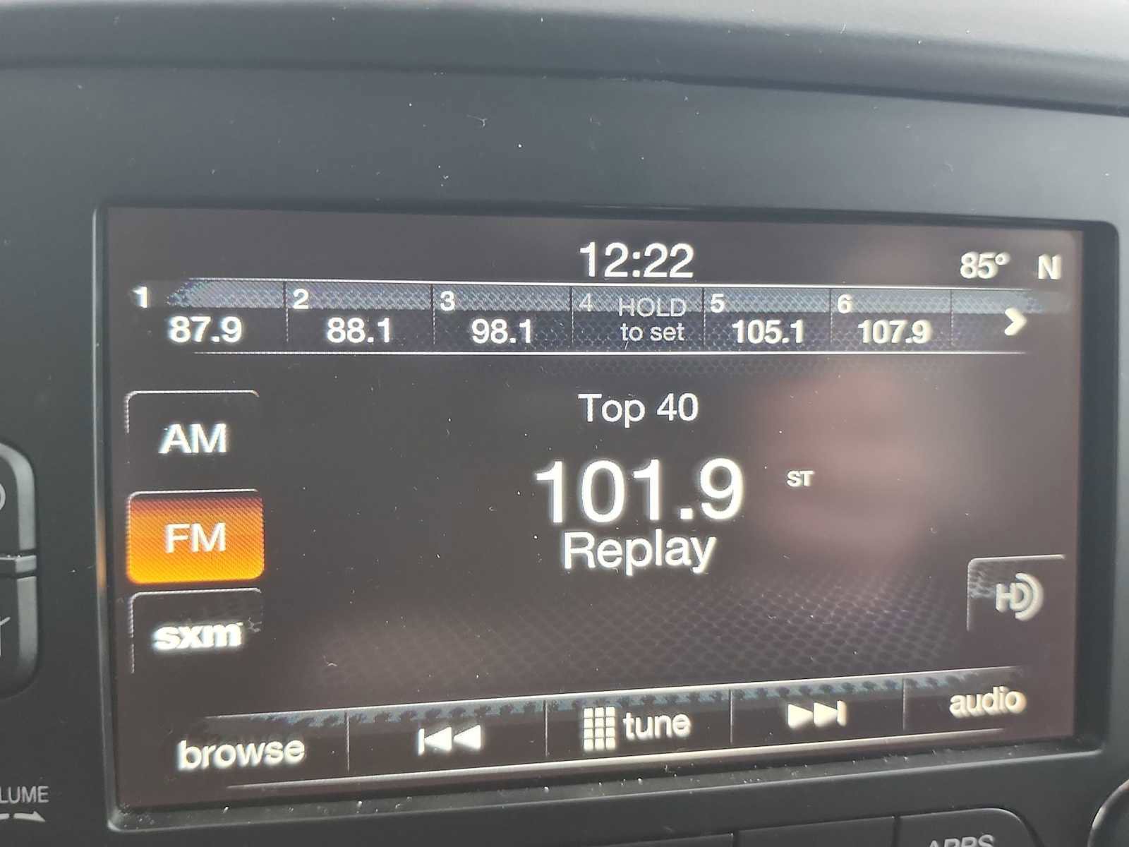 Used 2017 Jeep Renegade Trailhawk image 17