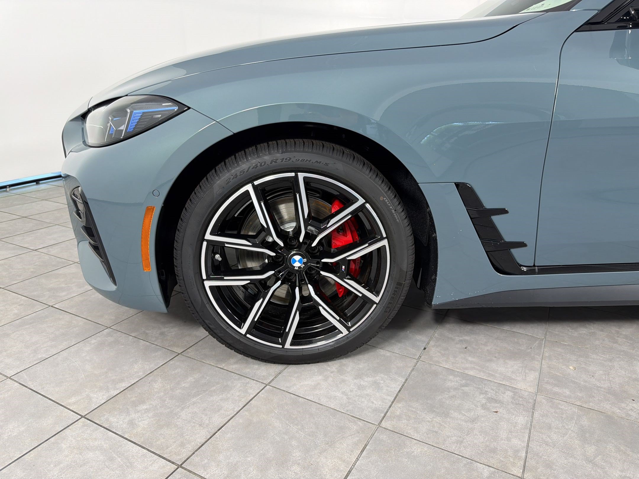 New 2026 BMW 430i xDrive w/ M Sport Package AWD/4WD image 12