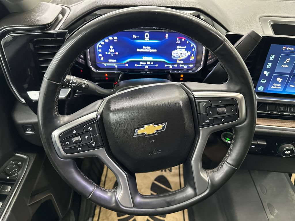 Used 2024 Chevrolet Silverado 2500 LT AWD/4WD image 24