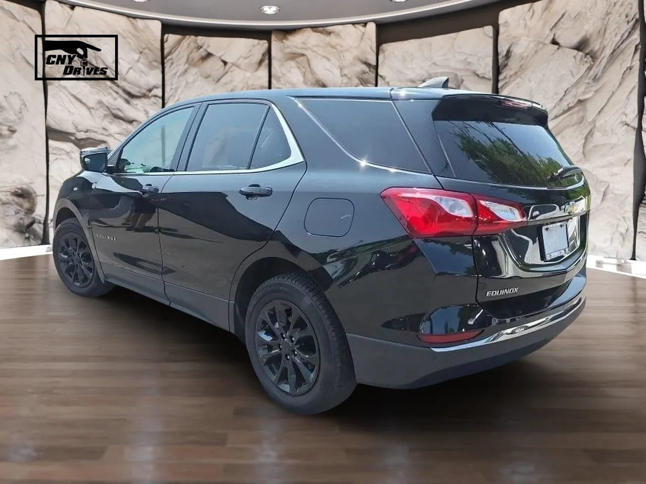 Used 2020 Chevrolet Equinox LT w/ Driver Convenience Package FWD image 7