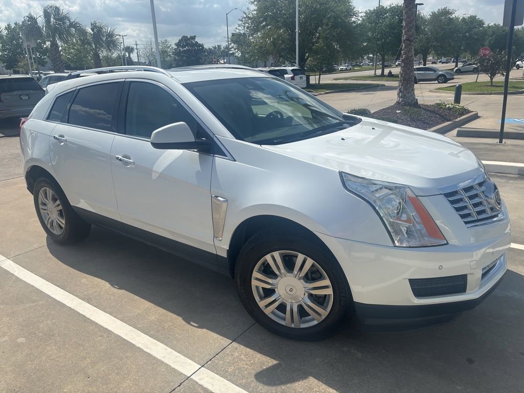 Used 2015 Cadillac SRX Luxury w/ Driver Awareness Package image 4