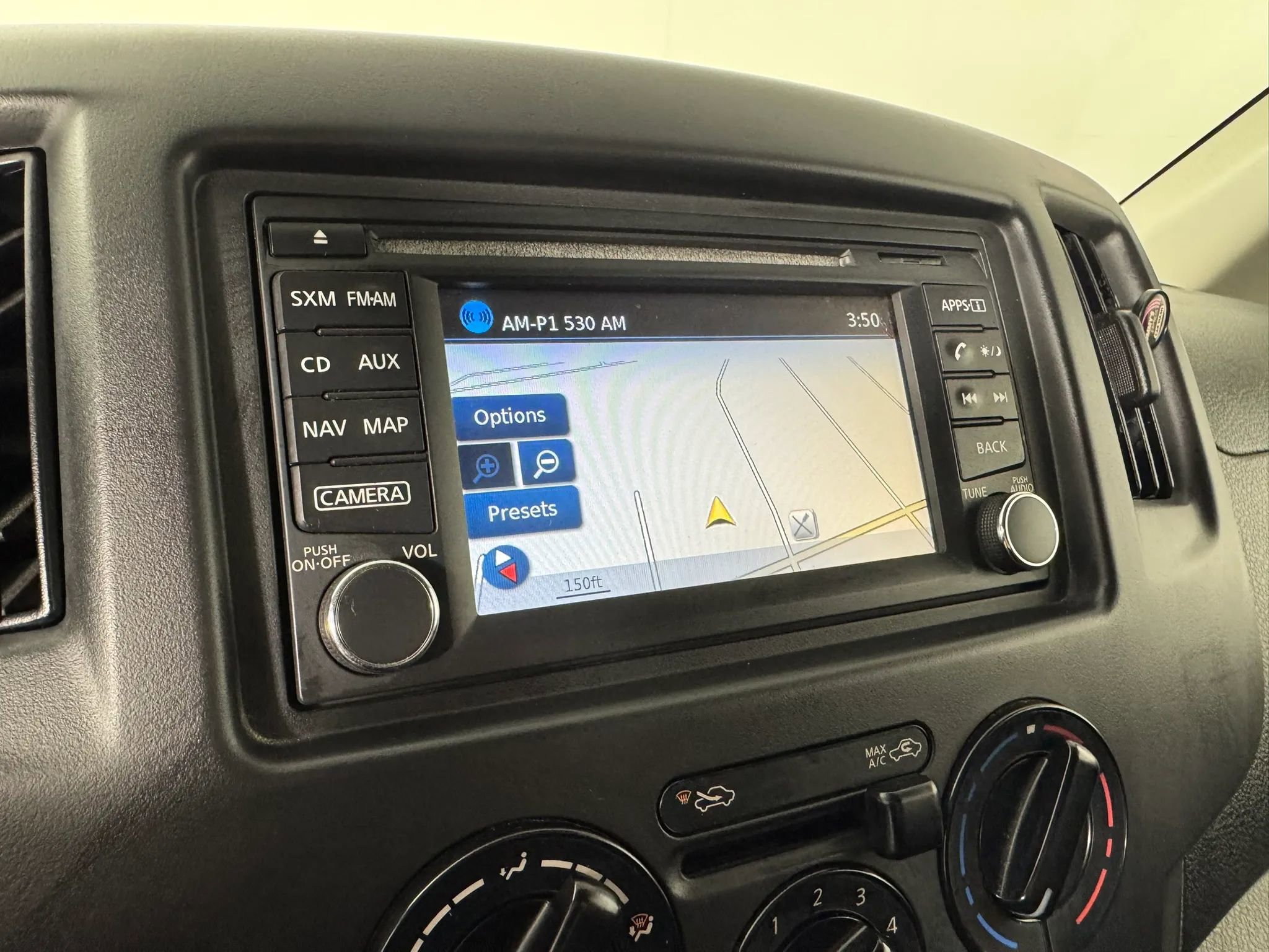 Used 2018 Nissan NV200 SV w/ Navigation Package FWD image 17