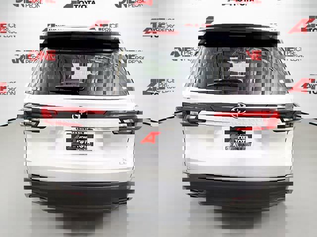 Certified 2025 Toyota Grand Highlander FWD image 6