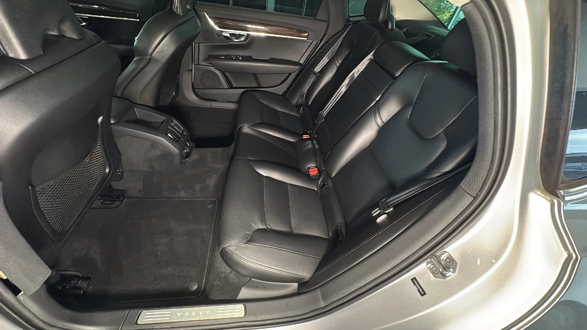 Used 2019 Volvo S90 T5 Momentum FWD image 47