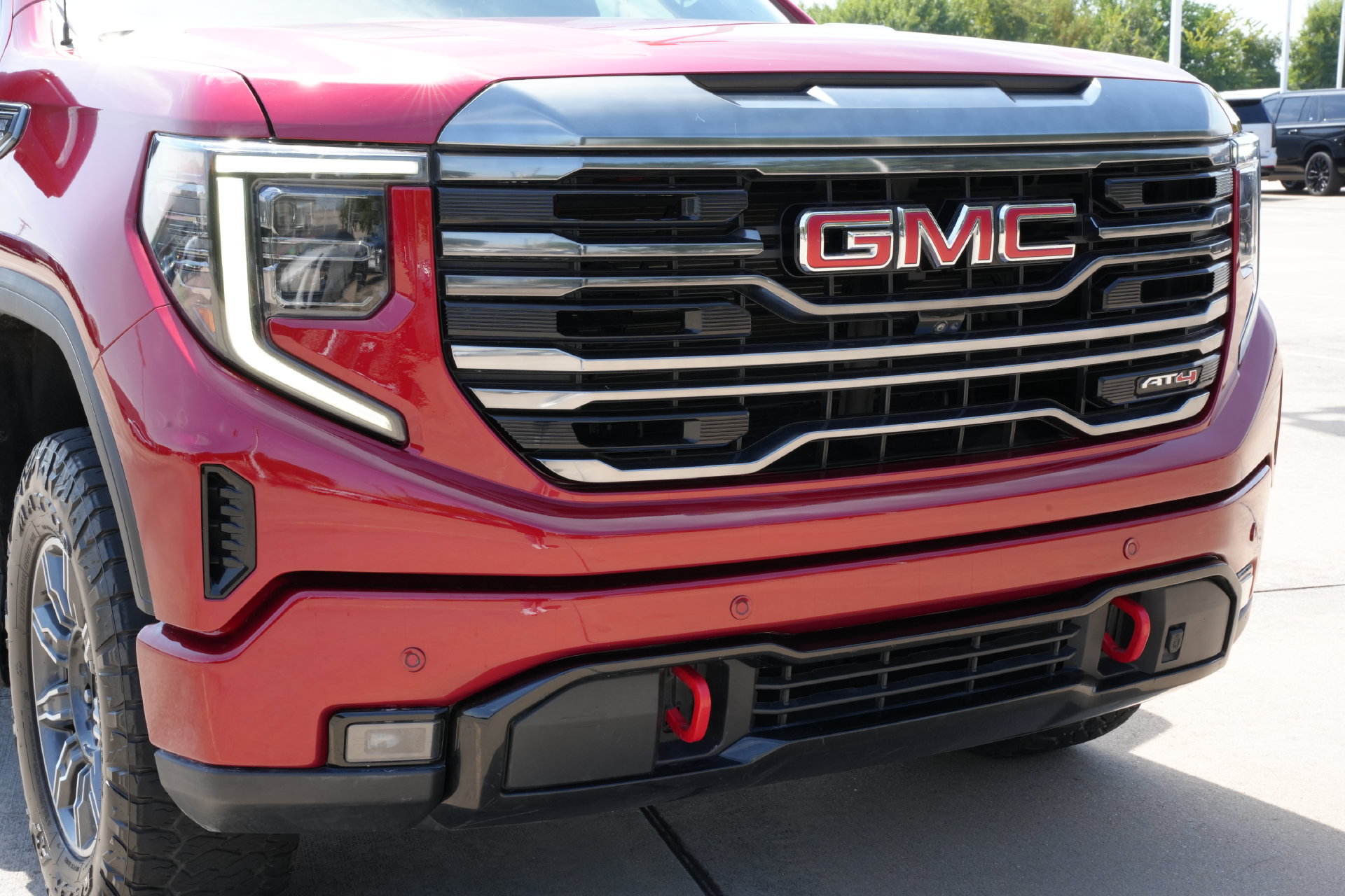 Used 2024 GMC Sierra 1500 AT4 w/ Technology Package AWD/4WD image 26