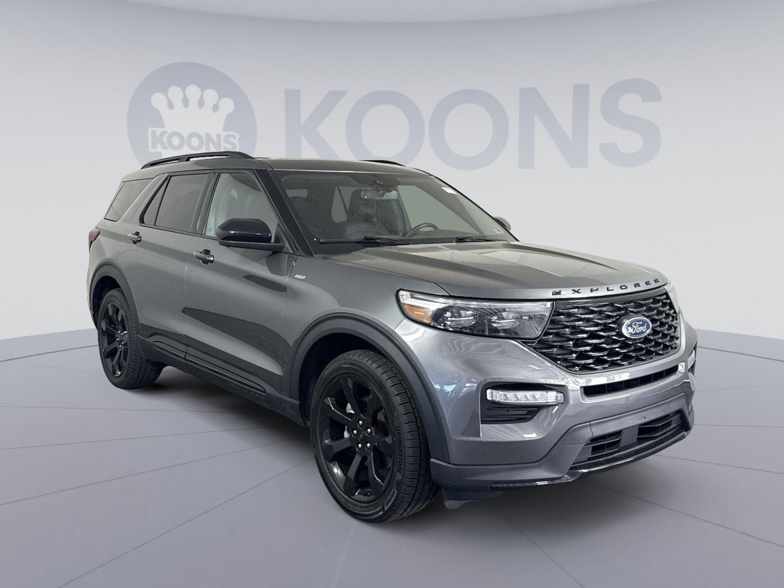 Used 2023 Ford Explorer ST-Line w/ Class IV Trailer Tow Package AWD/4WD image 10