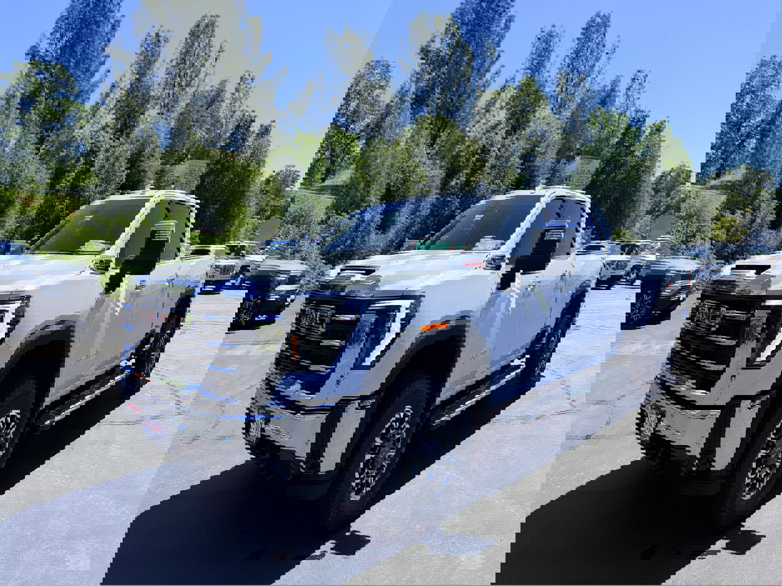 New 2026 GMC Sierra 2500 SLT w/ SLT Premium Package image 1