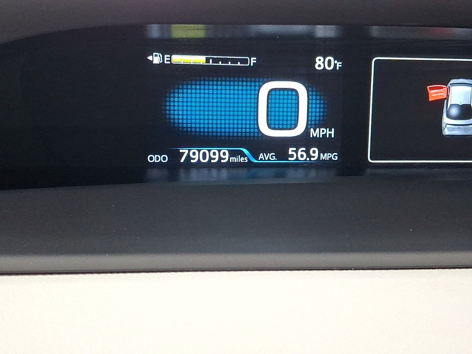 Used 2017 Toyota Prius Four FWD image 5