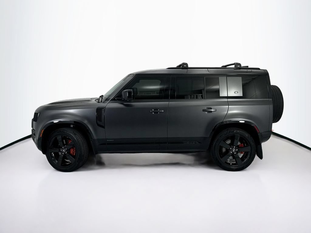 Used 2023 Land Rover Defender 110 X AWD/4WD image 8