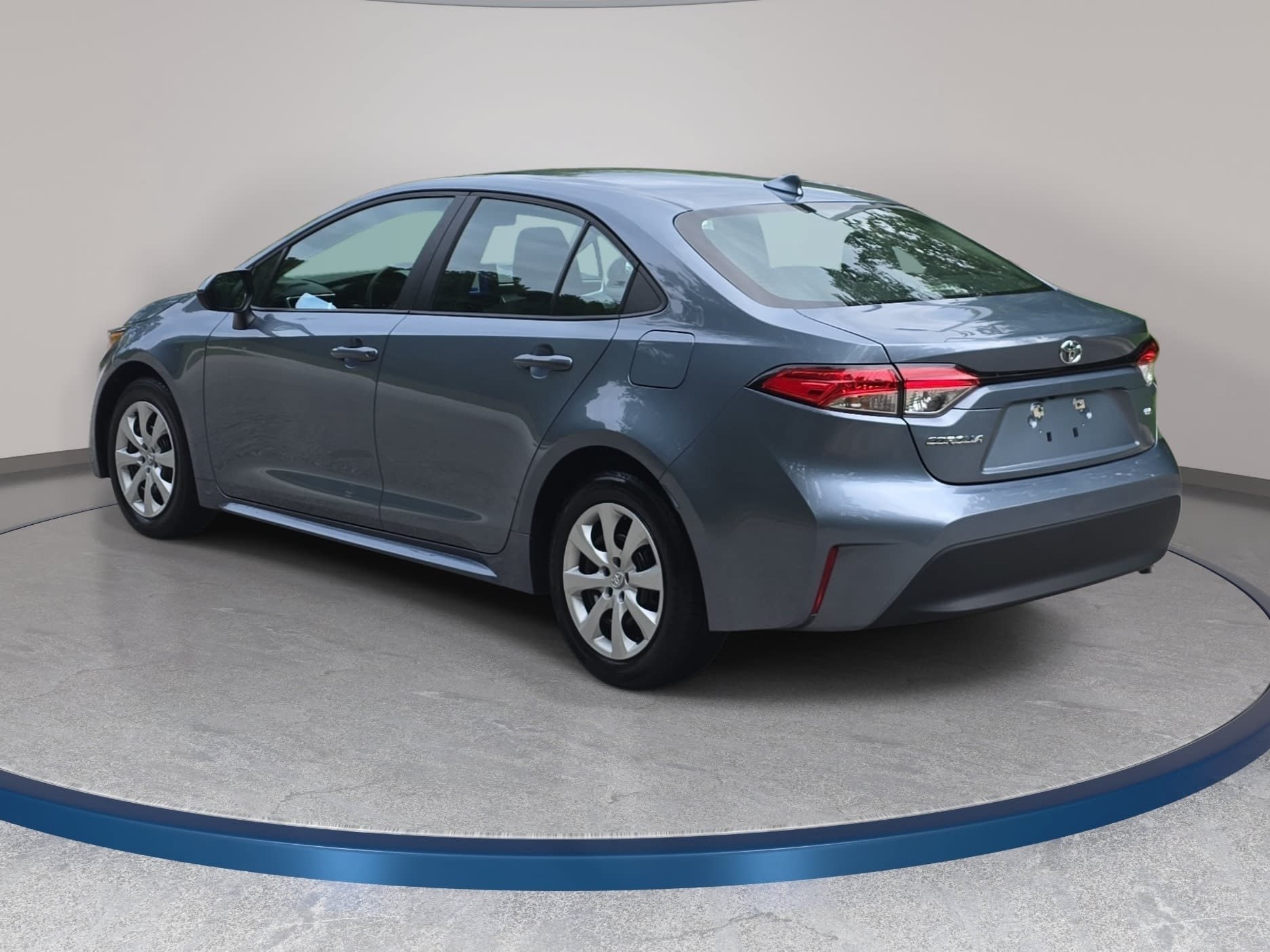 Used 2025 Toyota Corolla LE FWD image 7