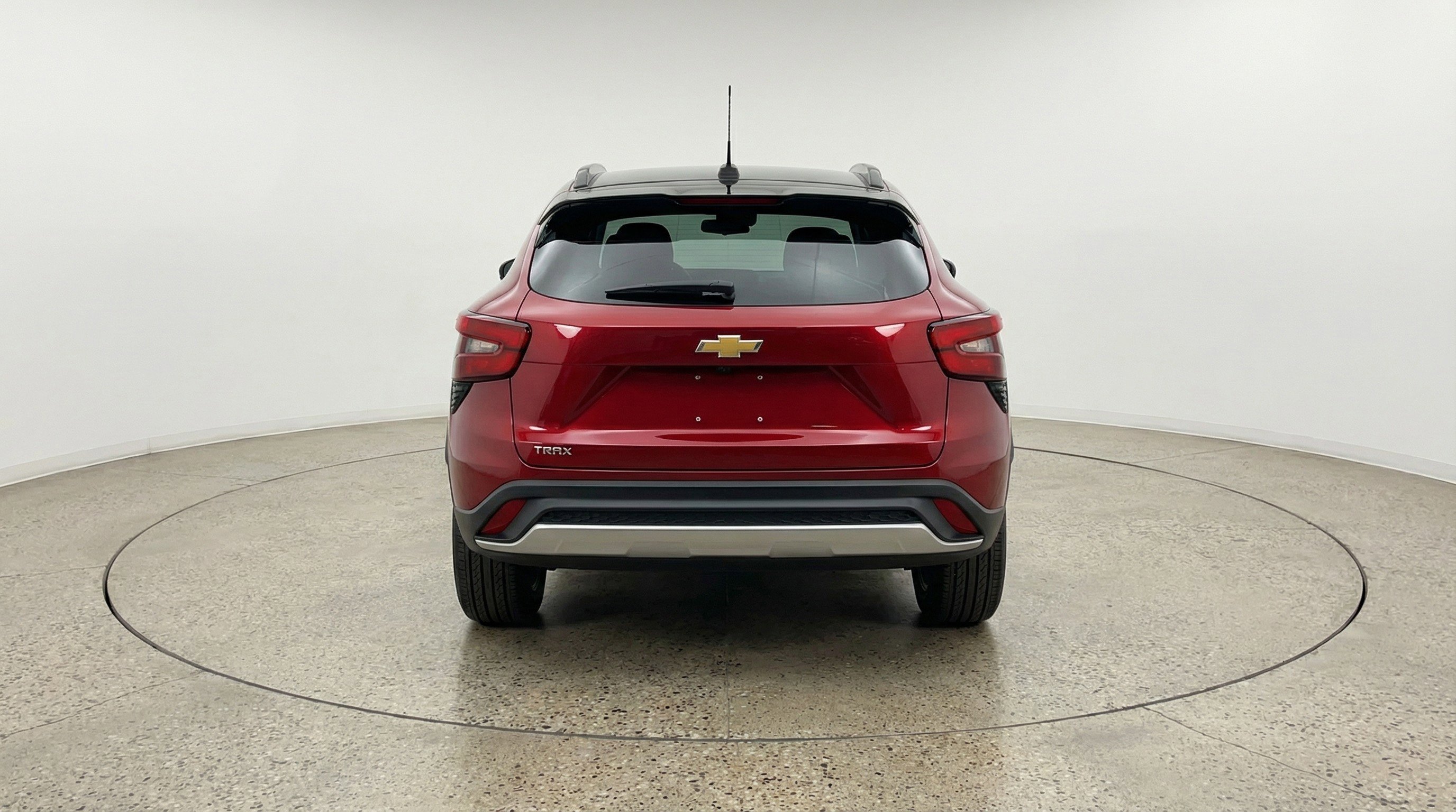 Used 2025 Chevrolet Trax LT w/ LT Convenience Package image 7