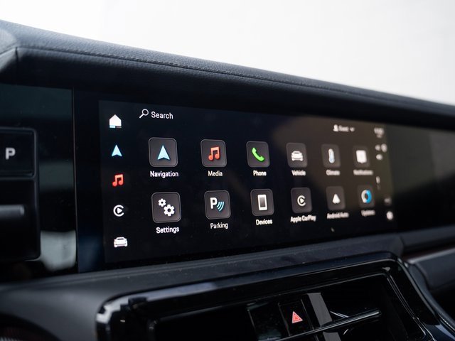 New 2025 Porsche Panamera 4 image 24