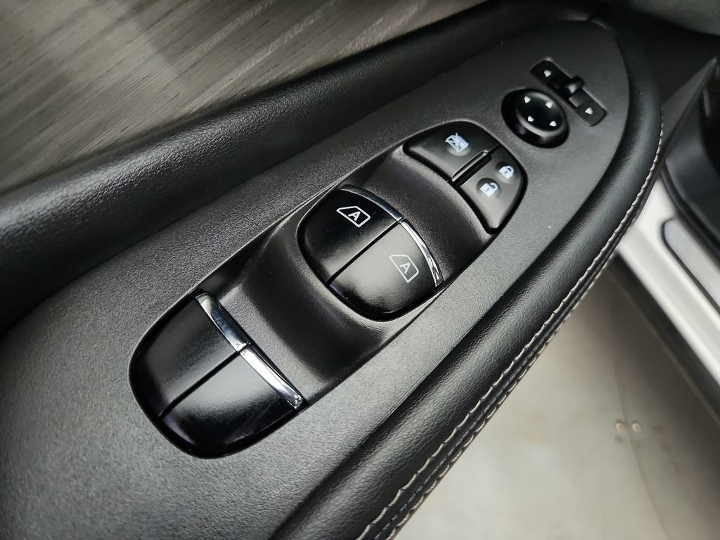 Used 2017 Nissan Murano SL AWD/4WD image 26