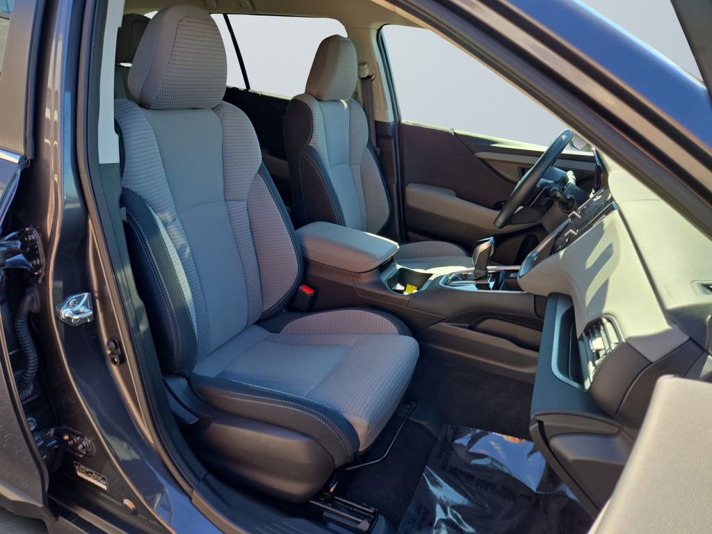 Certified 2025 Subaru Outback Premium AWD/4WD image 15
