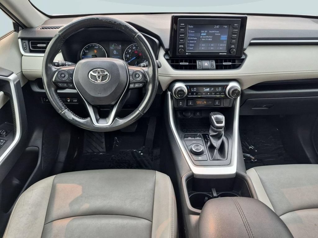 Used 2022 Toyota RAV4 XLE Premium AWD/4WD image 23