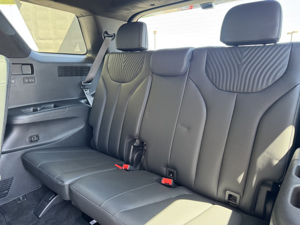Used 2024 Hyundai Palisade Calligraphy AWD/4WD image 43