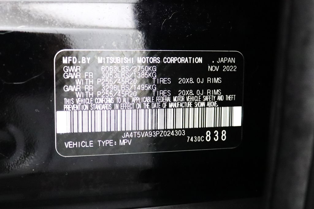 Used 2023 Mitsubishi Outlander SEL AWD/4WD image 35