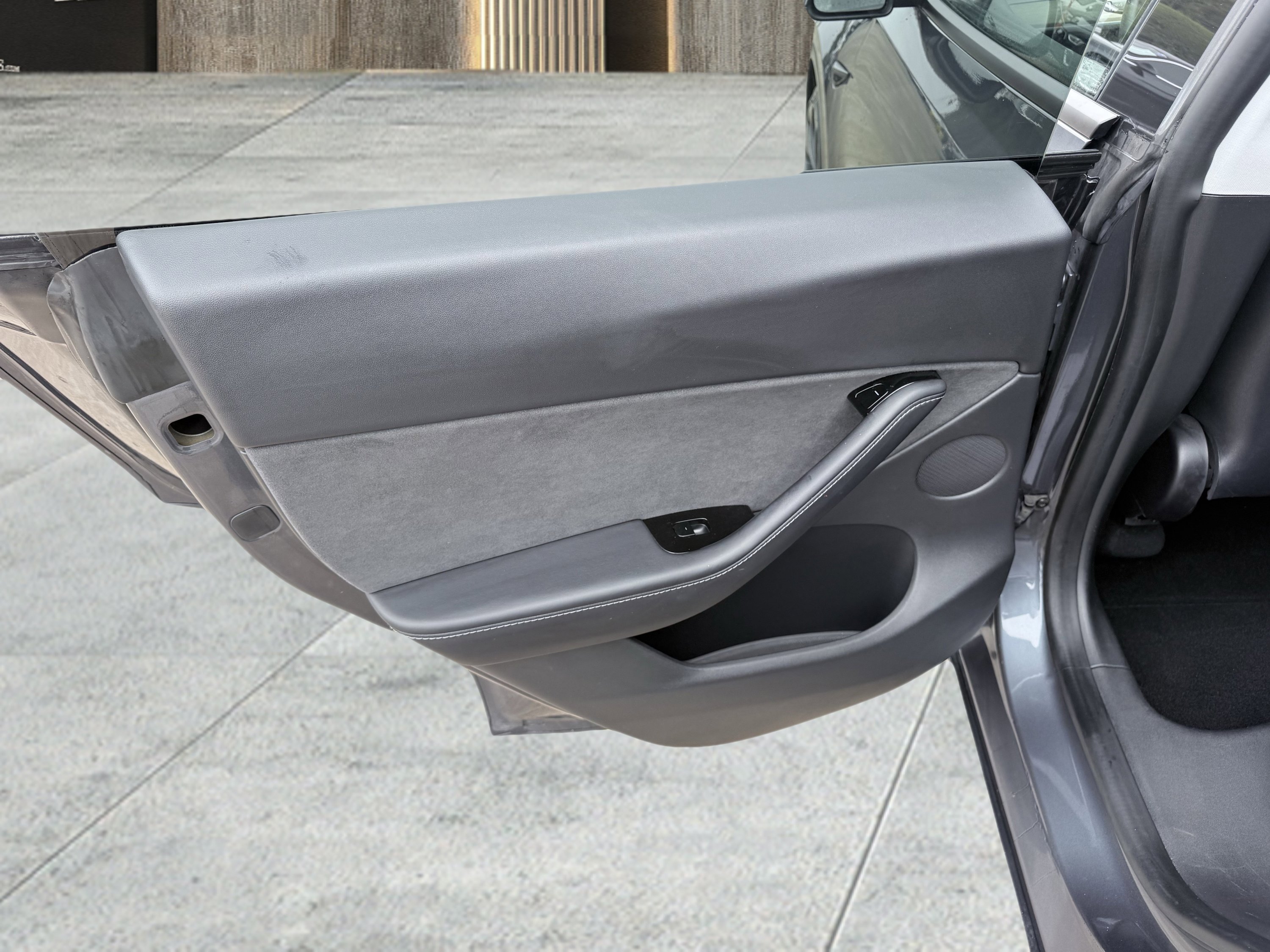 Used 2020 Tesla Model Y Performance image 34