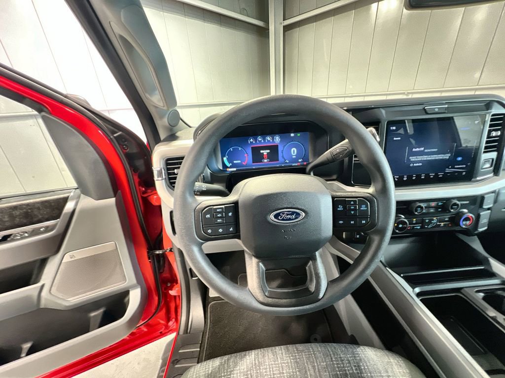 New 2025 Ford F250 XLT w/ Black Appearance Package image 34