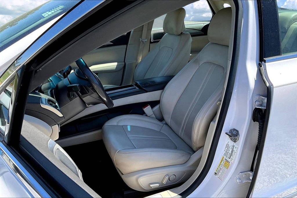 Used 2019 Lincoln MKZ Premiere FWD image 23