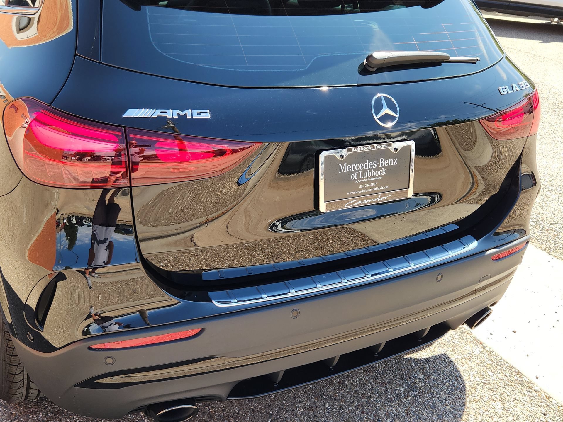 New 2025 Mercedes-Benz GLA 35 AMG 4MATIC image 12