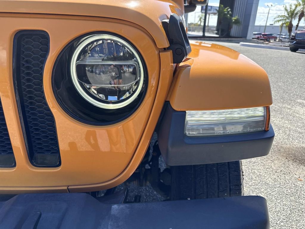 Used 2021 Jeep Wrangler Unlimited Sahara image 9