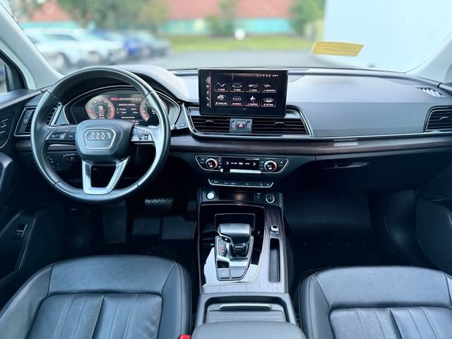 Used 2021 Audi Q5 2.0T Premium Plus w/ Premium Plus Package AWD/4WD image 27