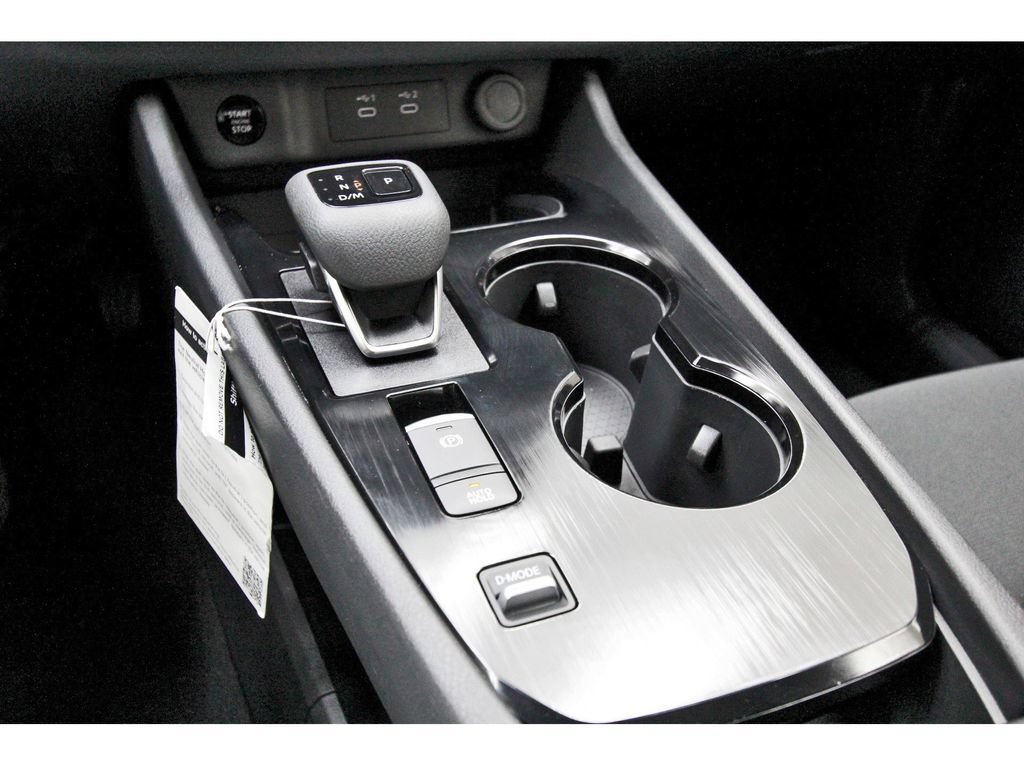 Certified 2025 Nissan Rogue S FWD image 24