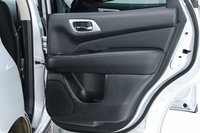Used 2018 Nissan Pathfinder S FWD image 68