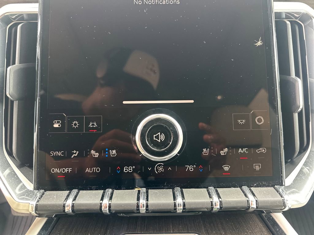 Used 2025 GMC Acadia Denali w/ Super Cruise Package AWD/4WD image 15