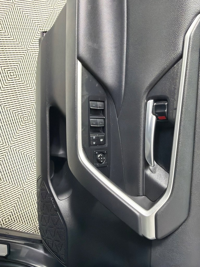 Used 2023 Toyota RAV4 XLE image 11