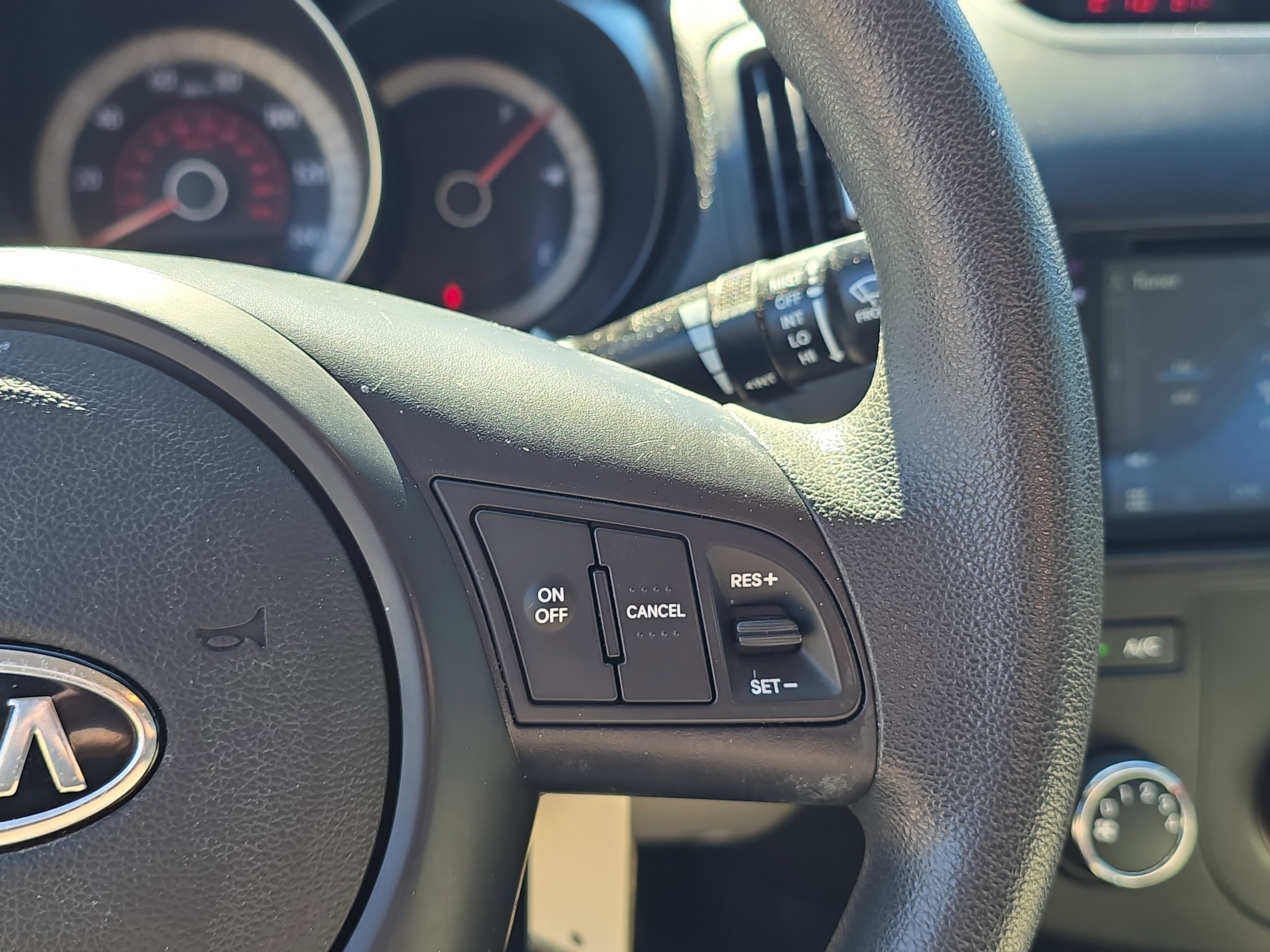 Used 2012 Kia Forte EX w/ Premium Pkg image 32