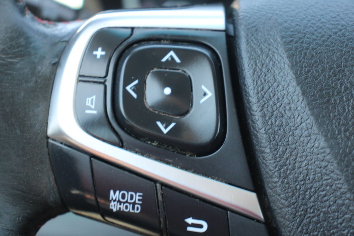 Used 2017 Toyota Camry SE FWD image 23