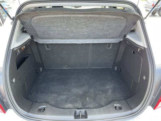 Used 2019 Chevrolet Trax LT w/ LT Convenience Package image 20