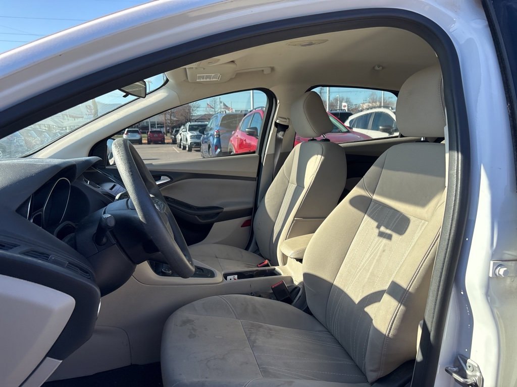 Used 2016 Ford Focus SE image 6