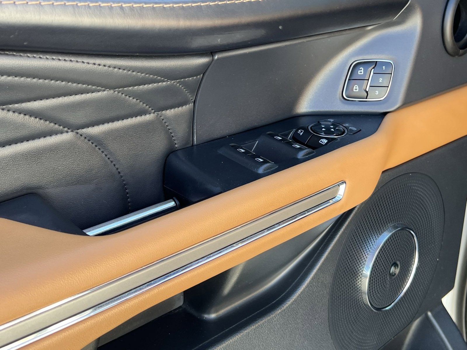 Used 2022 Ford Expedition Max Platinum image 15