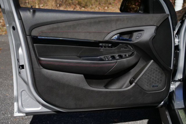 Used 2017 Chevrolet SS / 6.2L V8 / Cooled Seats / Sun image 29