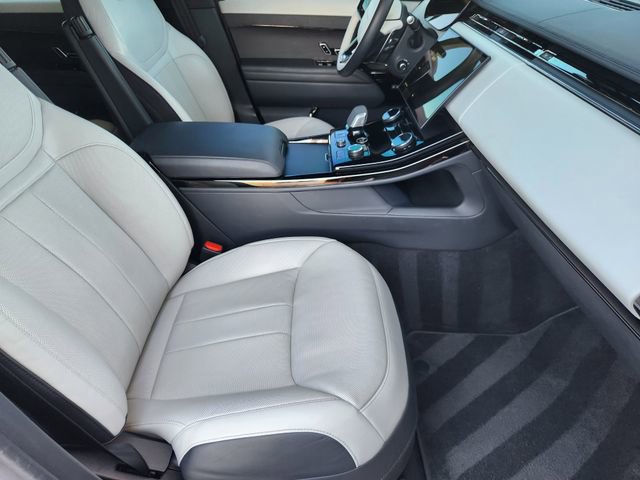 Used 2023 Land Rover Range Rover Sport SE Dynamic image 11
