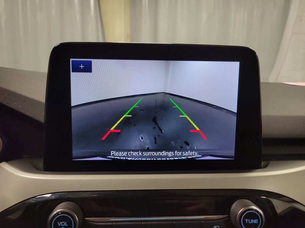 Used 2022 Ford Escape SE image 19